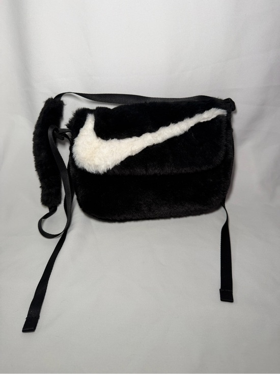 Nike Handbags - Nike Sportswear Futura 365 Faux Fur Crossbody
Bag (1L).